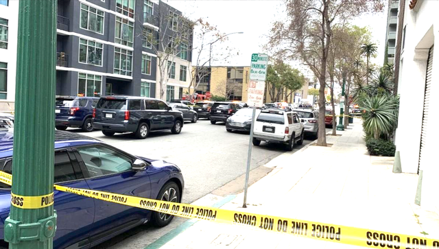 2022年，华裔女博士因未交物业费被告，持刀与美国警方对峙被击毙