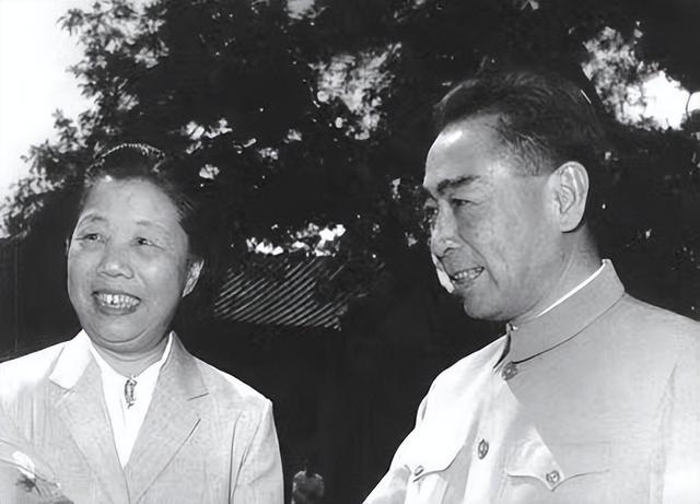 西方记者刁难:你见过世界最漂亮的女人吗?周总理硬气回应:见过