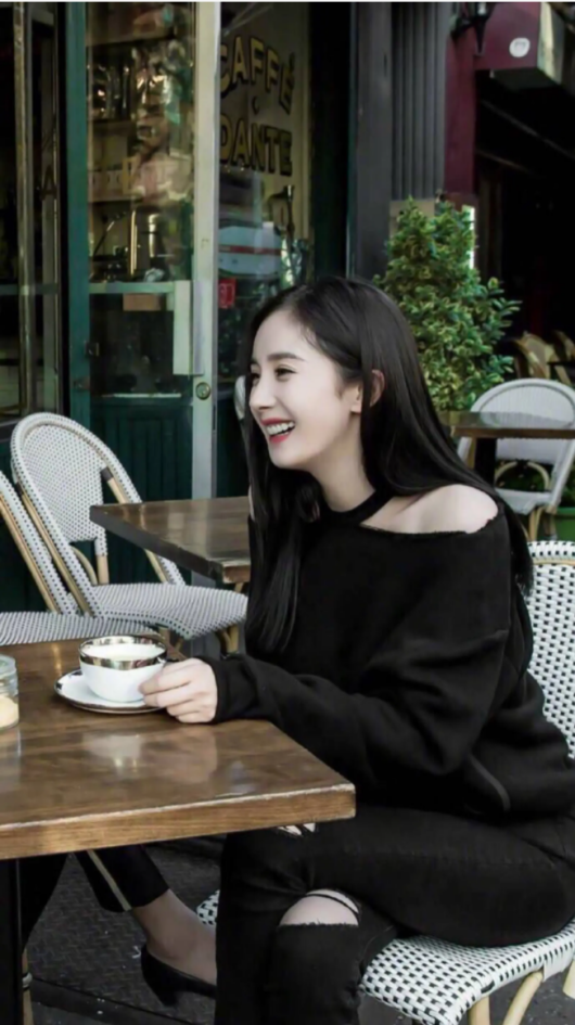 5位拒绝潜规则的女星，桑妮皈依佛门，李菁菁直接退出娱乐圈