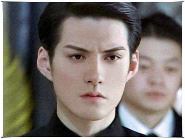 “鼻子不好看”太拉低颜值了，9位女星貌美如花，却被鼻子拖后腿