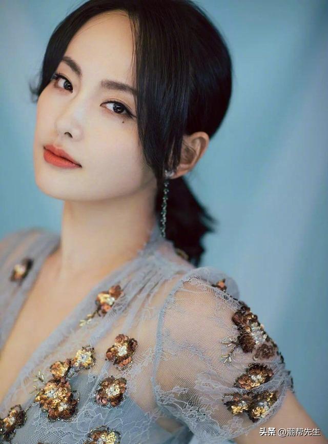 脸上这4处是真正的“美人痣”，别轻易点掉，有高级感还更添风情