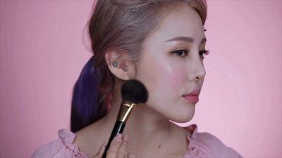 《神奇动物2》的美女蛇惊艳，金秀贤被赞“活神仙”