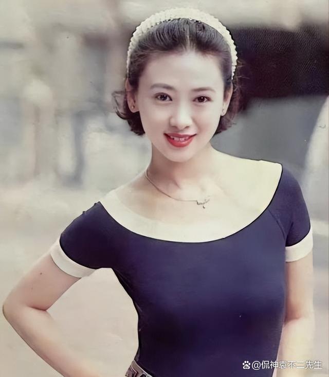 亚姐冠军为了走红下海当三级片艳星。幸遇良人,始获幸福