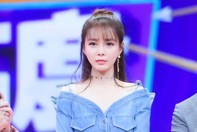 “鼻子不好看”太拉低颜值了，9位女星貌美如花，却被鼻子拖后腿