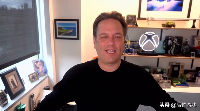 “玩具世界”的《艾尔登法环》剪辑，以及某人用屁股怼死各路BOSS