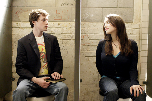 好莱坞性感女星恋情曝光！大胸毒舌颜绝美，网友：嫉妒她男友