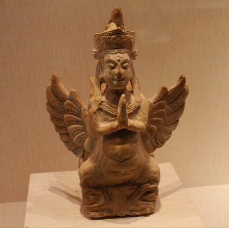 女人不狠,地位不稳