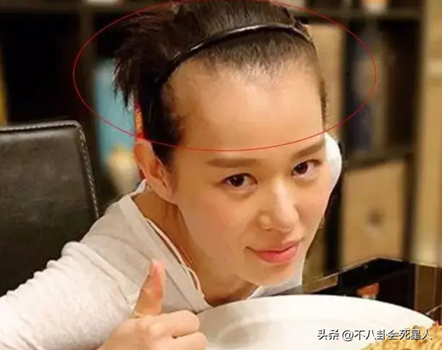 眼袋、胸下垂、胖成球，这些“不体面”的怀孕女星，才是人间真实