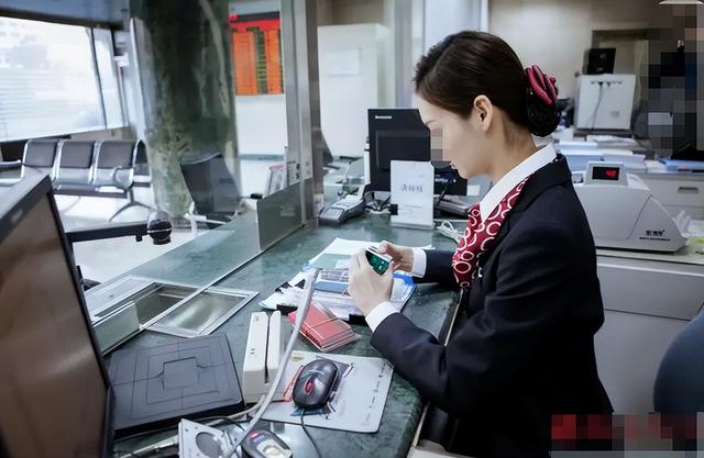 云南最美女色虎，与多人发生不正当关系，欺凌下属，大搞迷信活动