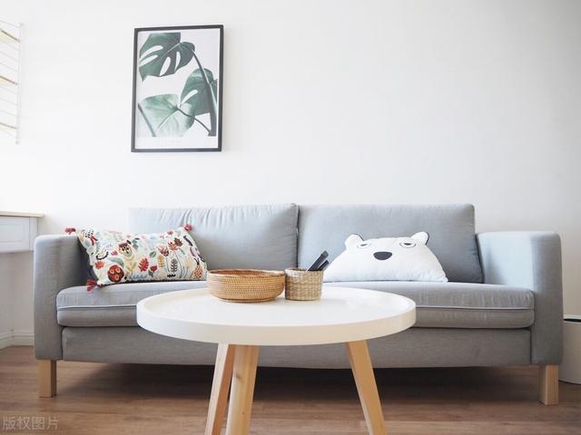 男子强迫女友与斗牛犬发生性关系，体内塞冰棍，侵犯录像曝光