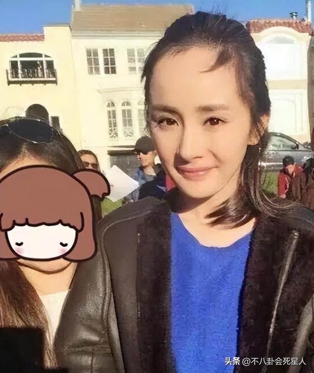 眼袋、胸下垂、胖成球，这些“不体面”的怀孕女星，才是人间真实