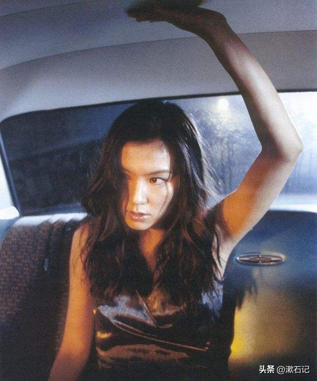 明明长相普通,却让人欲罢不能,这5位“气质美女”个个一眼万年