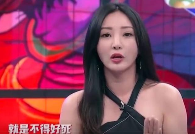 被揩油的十多位女星：有人被侵犯还要道歉，有人当场扇耳光还击
