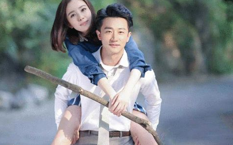 被揩油的十多位女星：有人被侵犯还要道歉，有人当场扇耳光还击