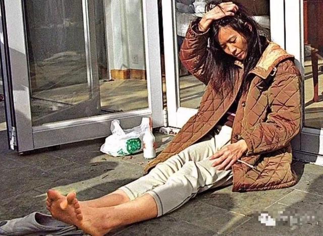 5位拒绝潜规则的女星，桑妮皈依佛门，李菁菁直接退出娱乐圈