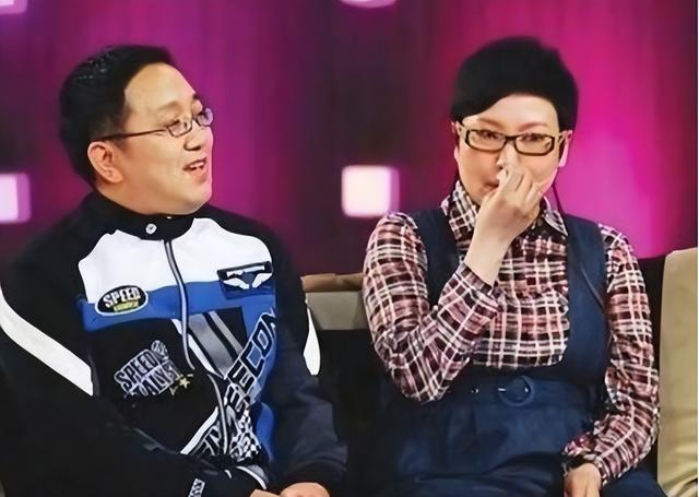 演员句号：再婚娶小11岁妻子，让丧子的岳父母不再流泪