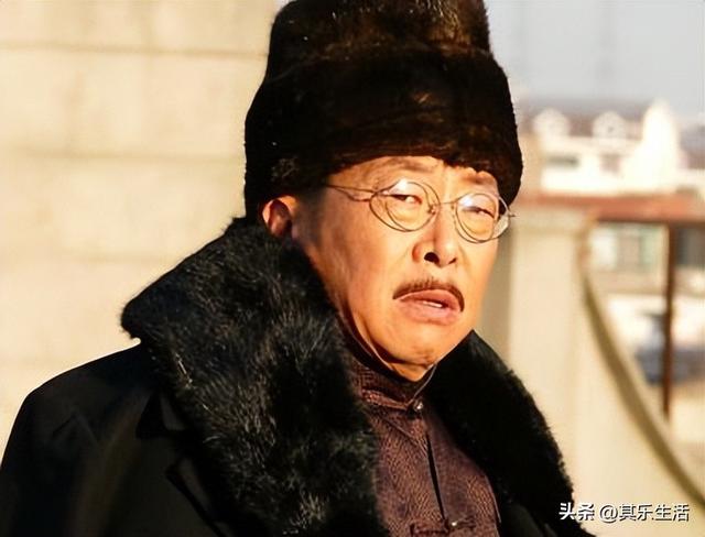 《女人不是月亮》播出30年，“扣儿”早早退圈，多位演员已逝世