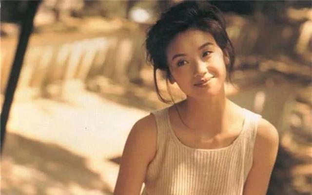 28位香港女神的惊艳瞬间，从梅艳芳到关之琳，她们的美不用PS