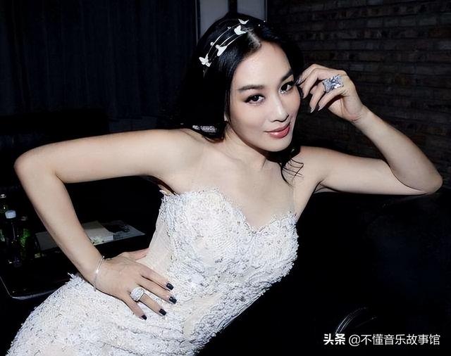 香港十大性感美女,曾经的港星女神,满满的青春回忆