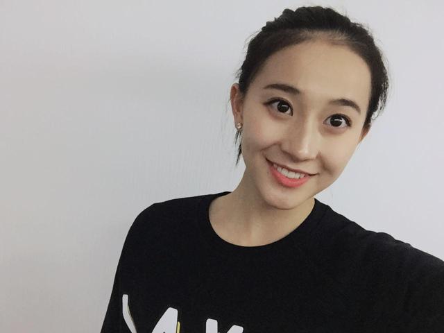 中国体坛公认十大美女1-5名,潘晓婷不是最美,网友:寒门出孝女