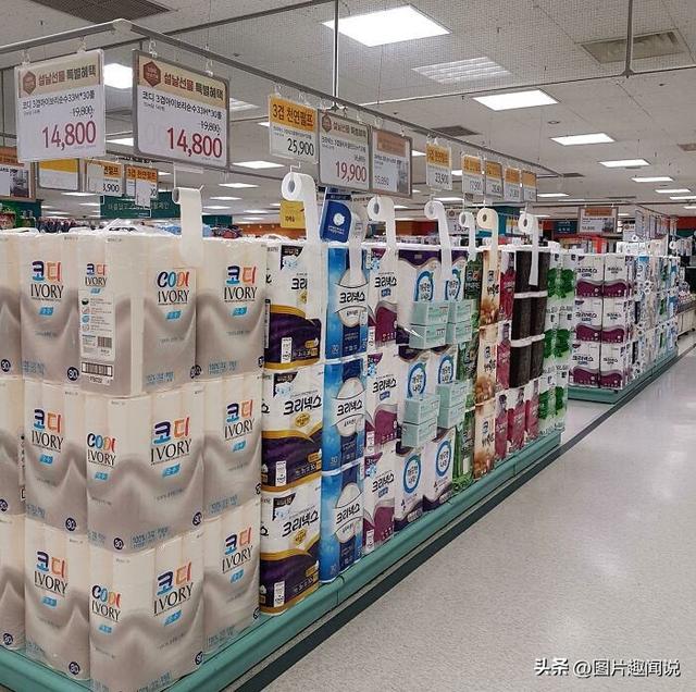 33张照片看世界：荷兰妓院的油画，世界上最古老的胸罩