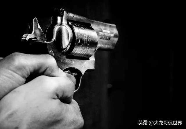 巴基斯坦发生恶性案件,女子晚上去公园散步,惨遭两男子强奸