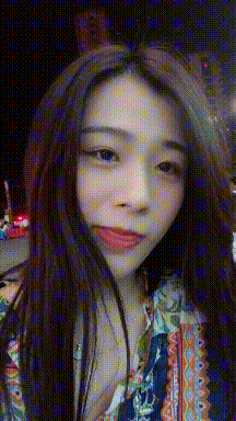 搞笑GIF趣图：美女回农村好几天了，现在出不去，在家都无聊死了