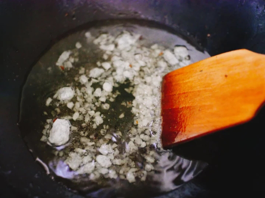 来一场与红烧肉的“艳遇”