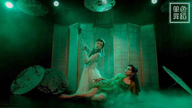 慢摇版《千年等一回》编舞,没想到白素贞和小青还会跳街舞