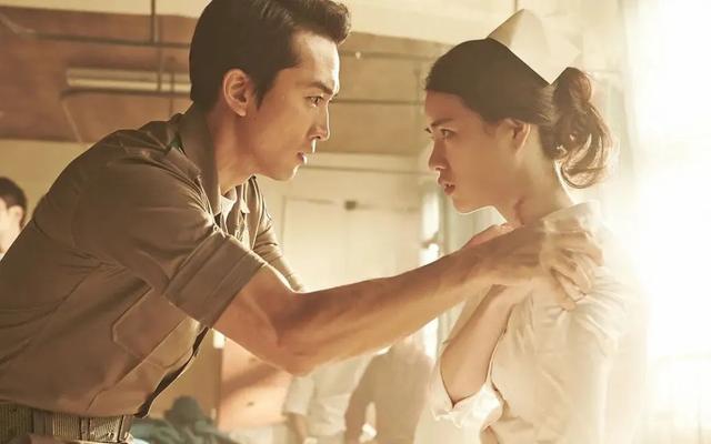 曾跟“宋承宪”一脱成名的她，如今又因霸凌“宋慧乔”火了