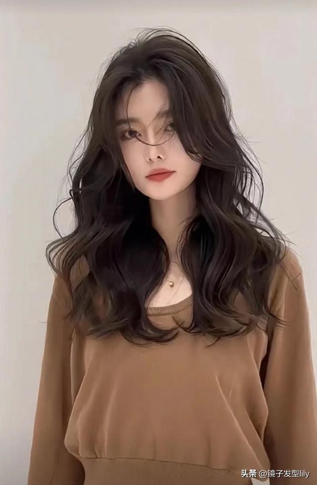 最值得尝试的4种女士发型,不论长与短,全都很时尚