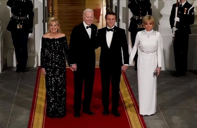 70岁的布丽吉特：光看腿不输韩国女团，怪不得马克龙对她死心塌地