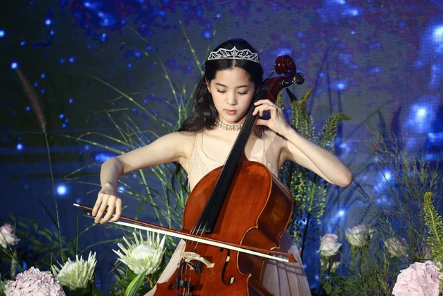 “鼻子不好看”太拉低颜值了，9位女星貌美如花，却被鼻子拖后腿