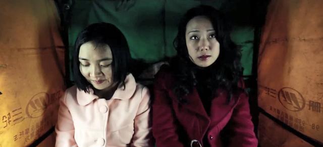 女大学生被拐到农村，她反而把人贩卖给了光棍汉，犯罪片《空窗》