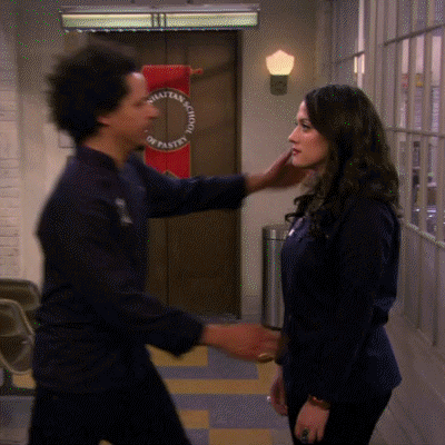 好莱坞性感女星恋情曝光！大胸毒舌颜绝美，网友：嫉妒她男友