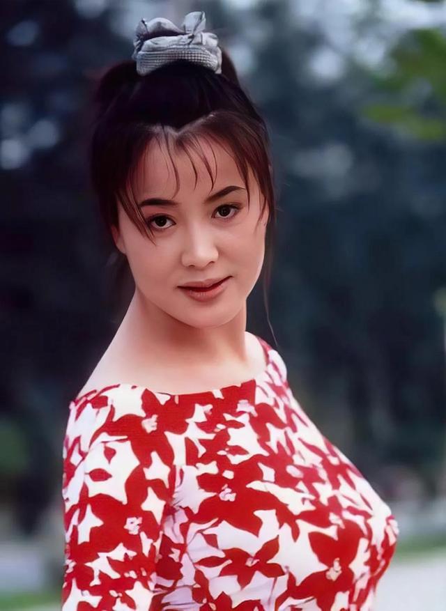 于小慧VS王茜华：因《和平年代》而走出不同的人生