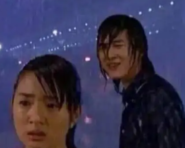 多少人惨遭大学舍友报名《男生女生向前冲》？