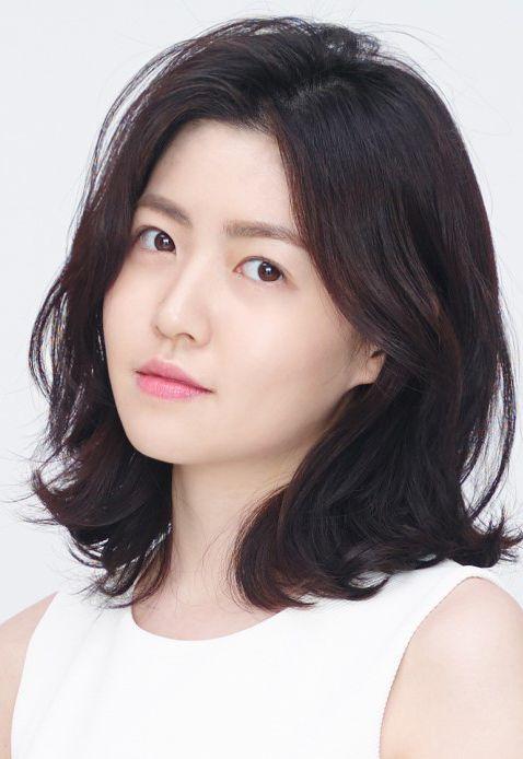 日网票选2021最受欢迎“新生代女演员”个个肤白貌美