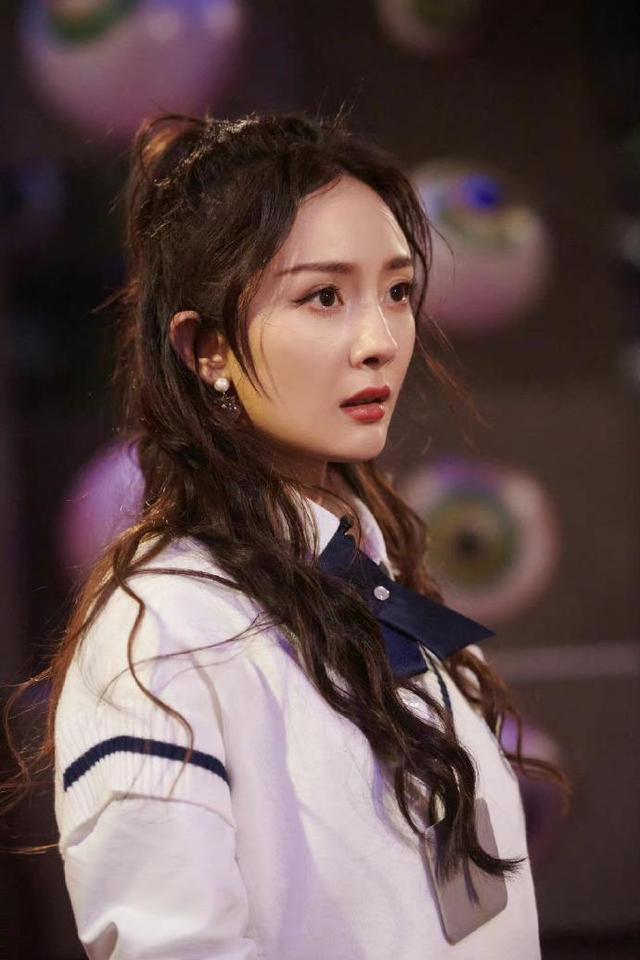 “鼻子不好看”太拉低颜值了，9位女星貌美如花，却被鼻子拖后腿