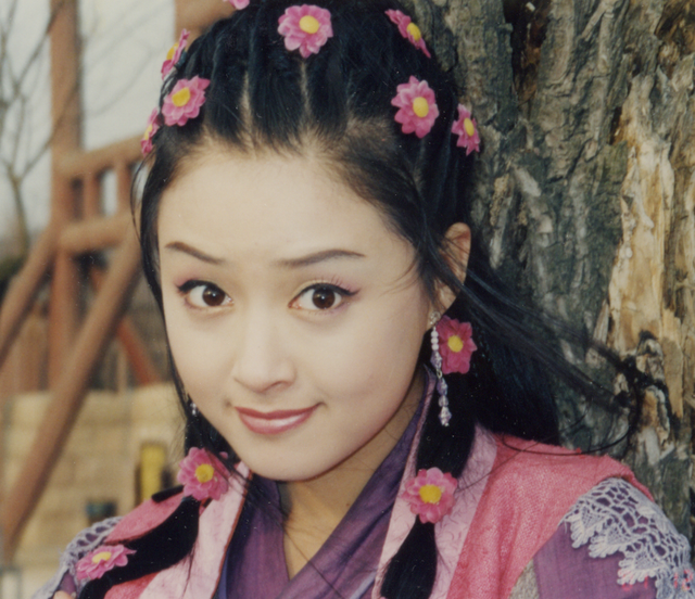 盘点：新疆走出去的5大美女，个个俏丽多姿、美艳绝伦