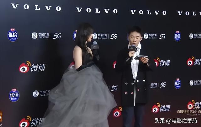 红毯夜，张天爱白裙惊艳，杨颖若隐若现，殷桃压轴女王范十足