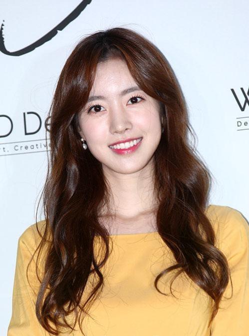 日网票选2021最受欢迎“新生代女演员”个个肤白貌美