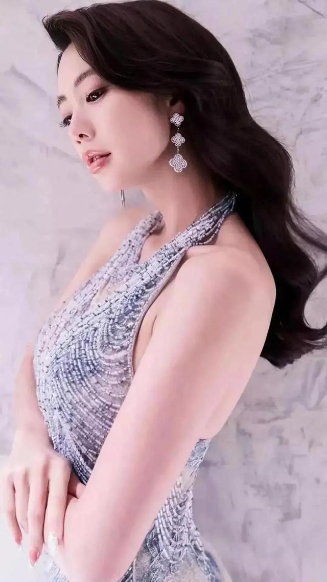 韩国第一美女克拉拉性感迷人