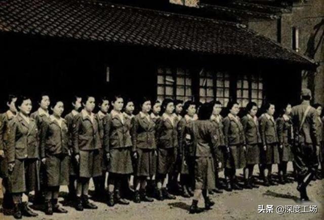 关东军战败投降,苏联俘虏了1万多年轻女兵:处理办法让日本害怕