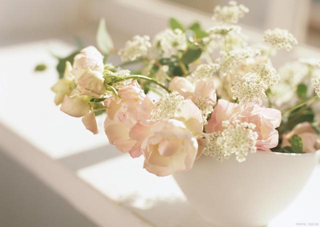 男人真心爱一个女人,藏不住的三个表现