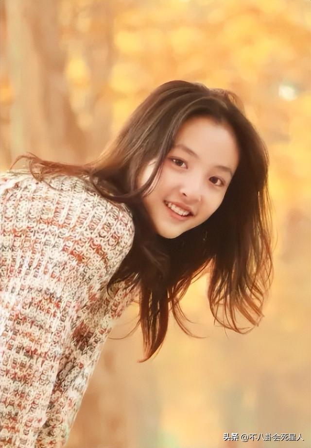 眼袋、胸下垂、胖成球，这些“不体面”的怀孕女星，才是人间真实