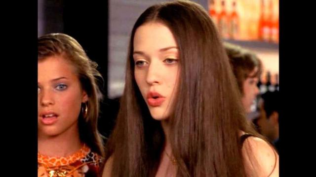 好莱坞性感女星恋情曝光！大胸毒舌颜绝美，网友：嫉妒她男友