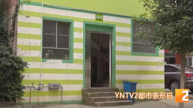 尴尬！无死角超清晰，女厕门口镜子暴露个人隐私，记者实地探究竟