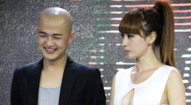 被揩油的十多位女星：有人被侵犯还要道歉，有人当场扇耳光还击