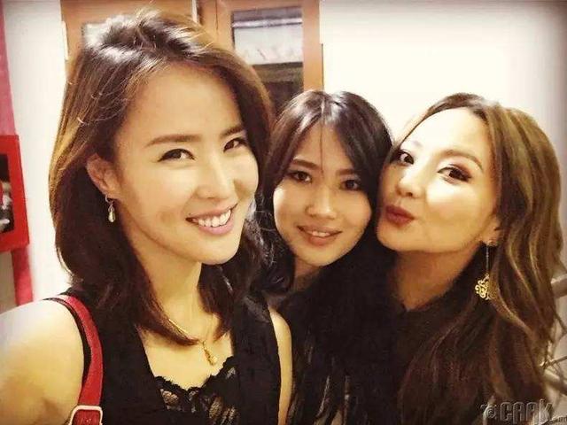 蒙古国，美女性感独立，6万单身母亲独自养家，男人却在拿酒买醉